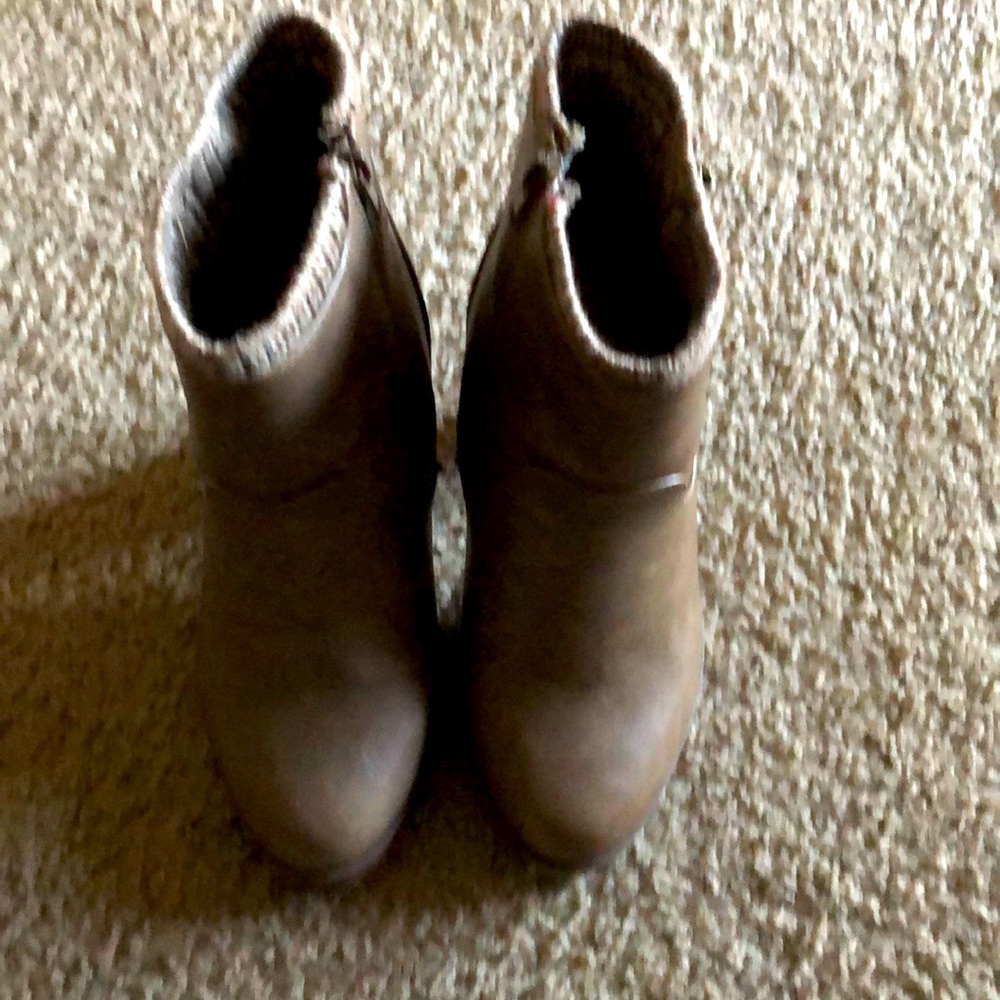Tan boots